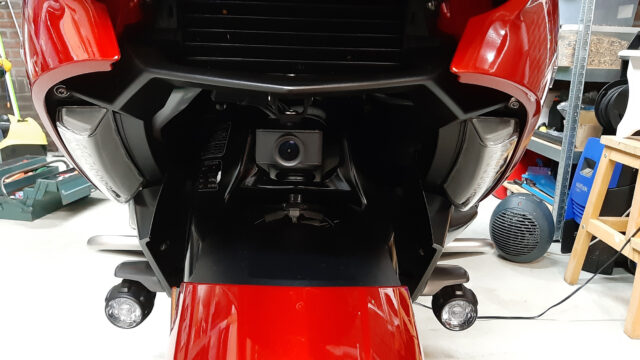 front-camera-02-1